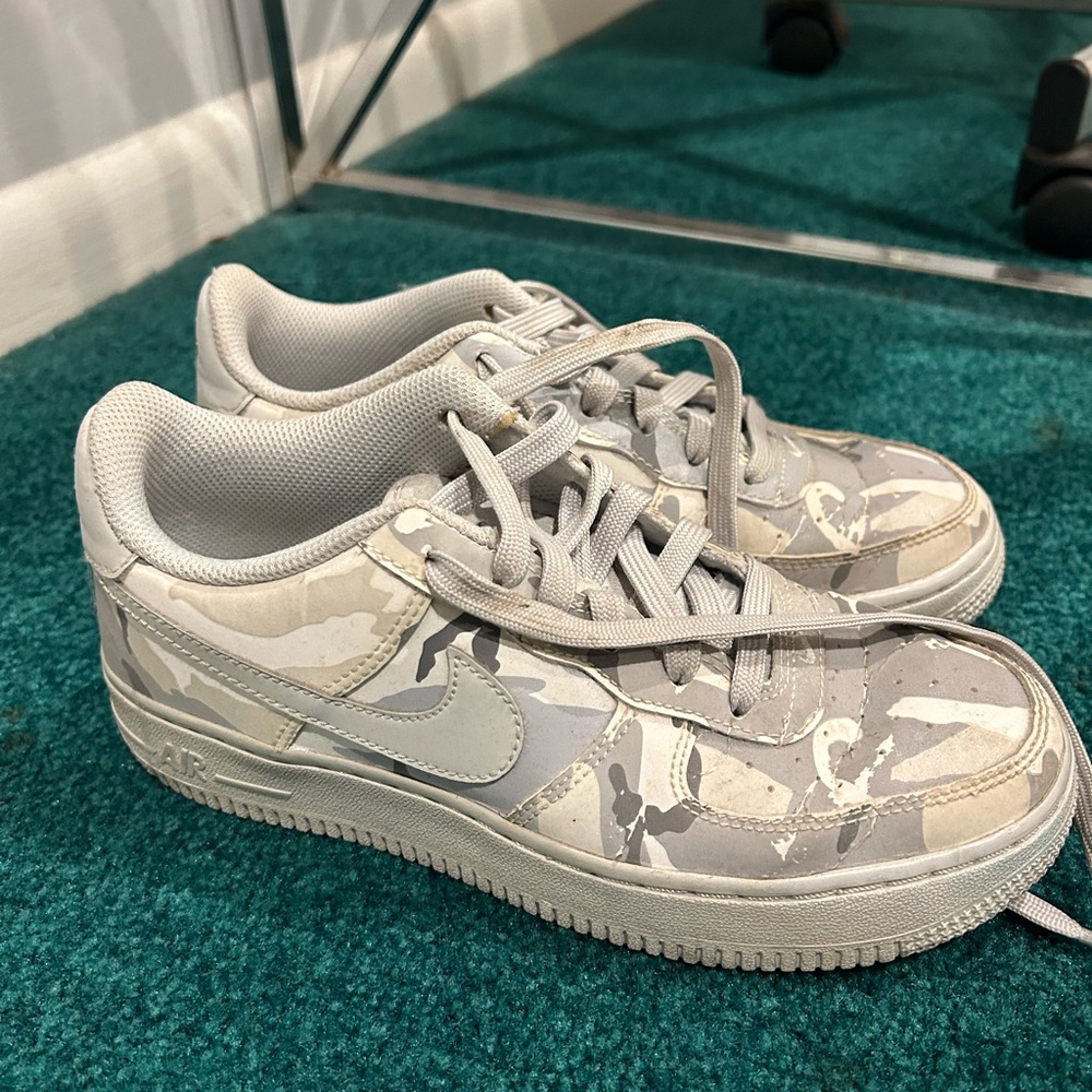 NIKE gray camo air force ones (size 4.5 youth)